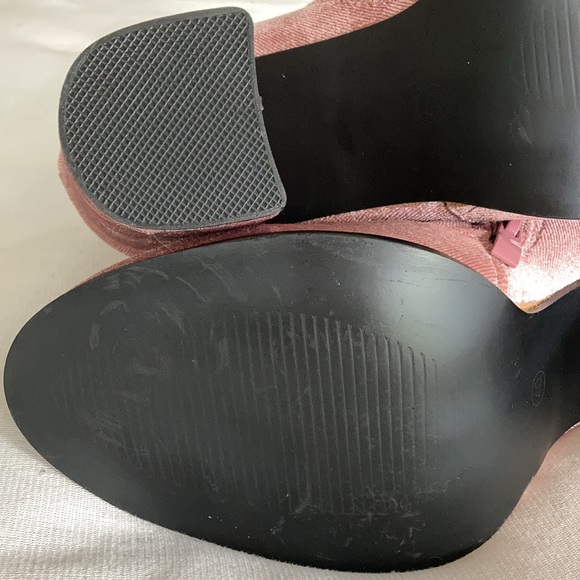 TED ROSS pink velour ankle boots with floral embroidered motif SIZE 40 - Picture 5 of 10